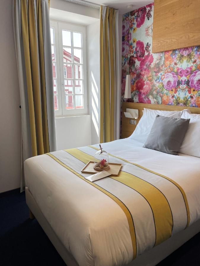 Hotel Berria Hasparren Zewnętrze zdjęcie