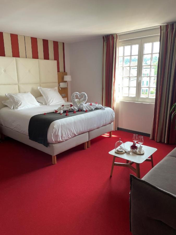 Hotel Berria Hasparren Zewnętrze zdjęcie
