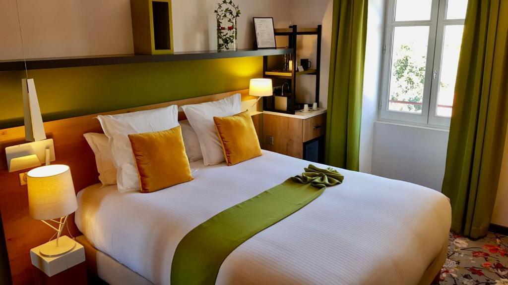 Hotel Berria Hasparren Zewnętrze zdjęcie