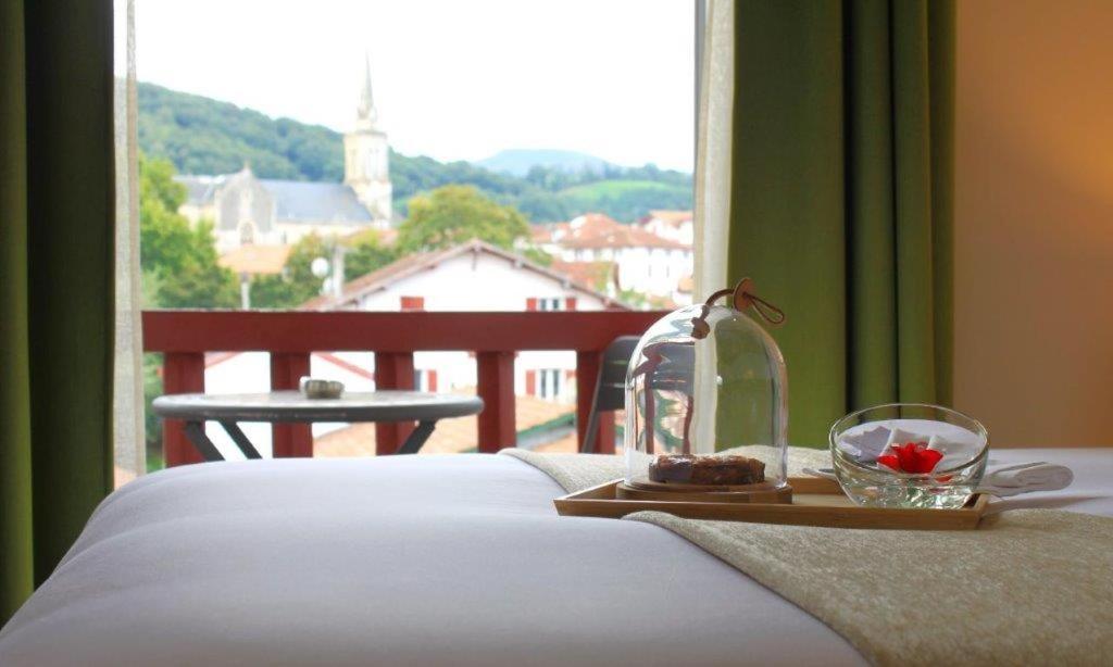 Hotel Berria Hasparren Zewnętrze zdjęcie